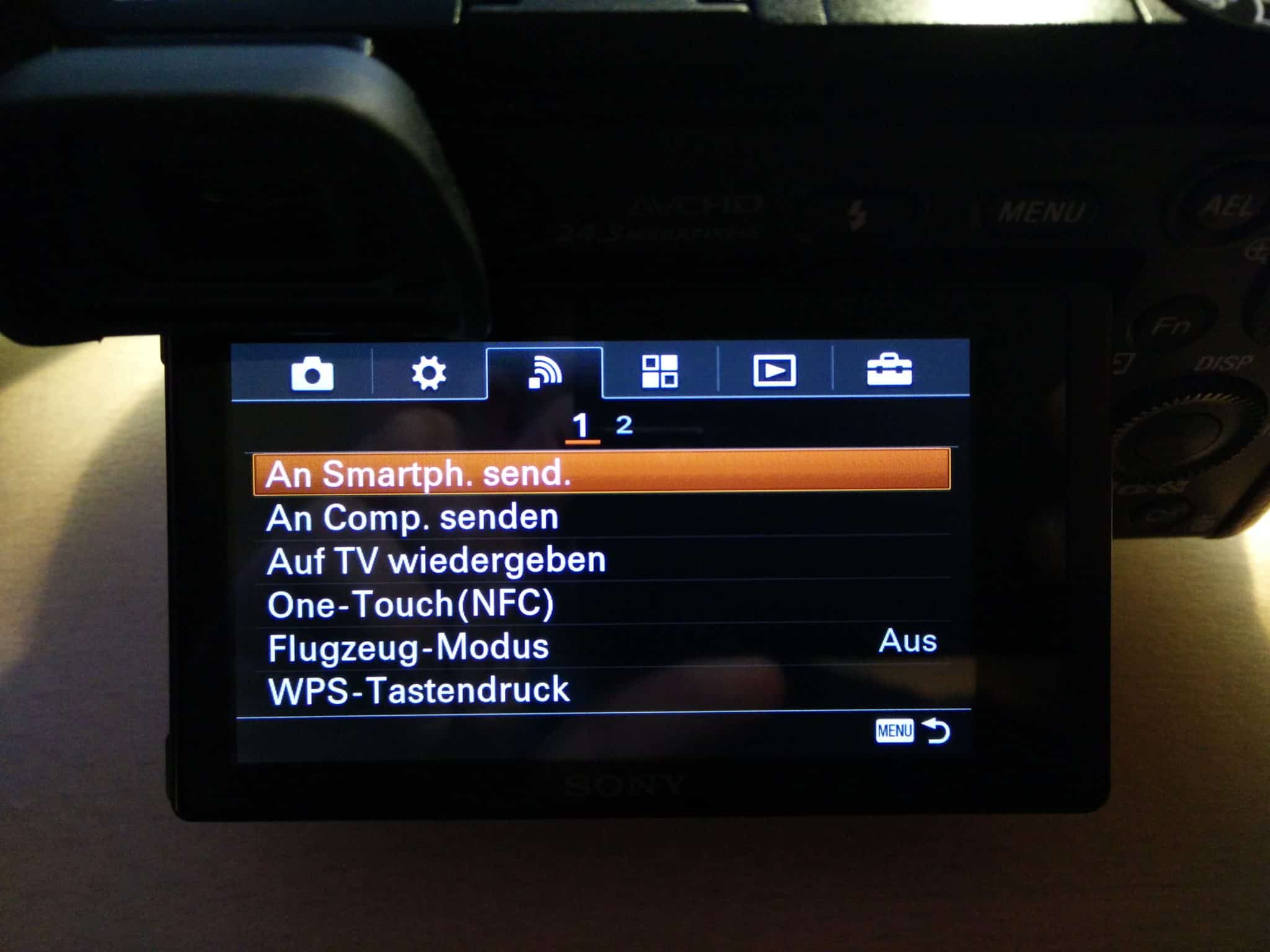 An Smartphone senden im Menü der Sony Alpha 6000