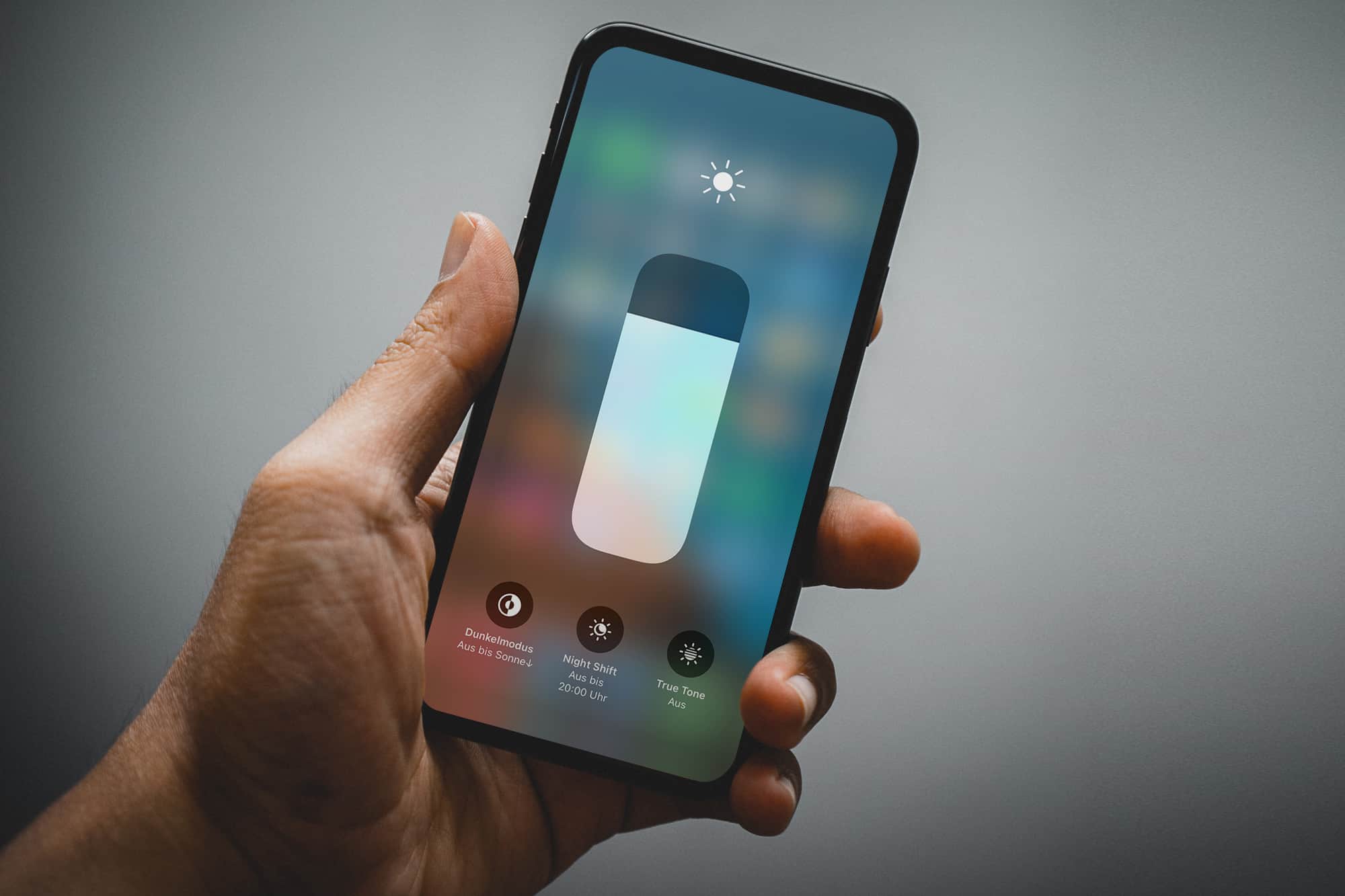 iPhone Helligkeit einstellen