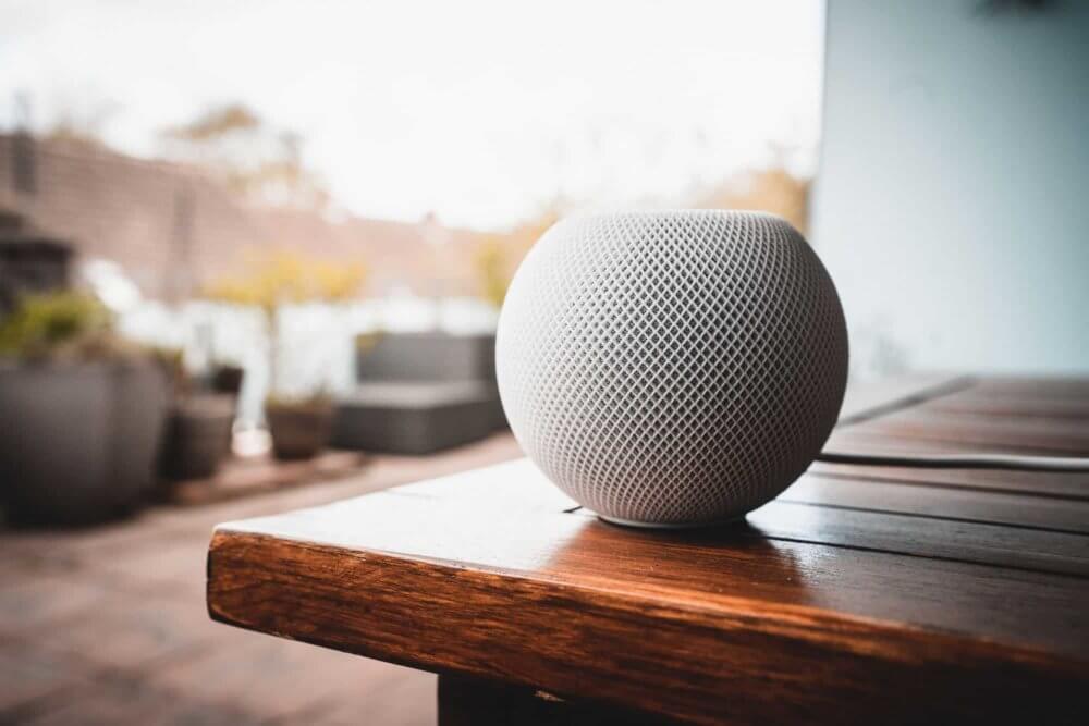 HomePod Mini mit Akku draußen nutzen