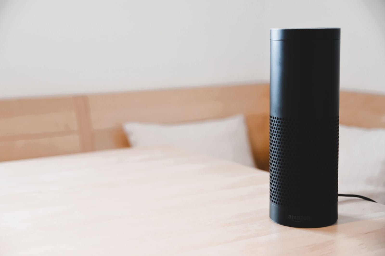 Alexa leuchtet Gelb