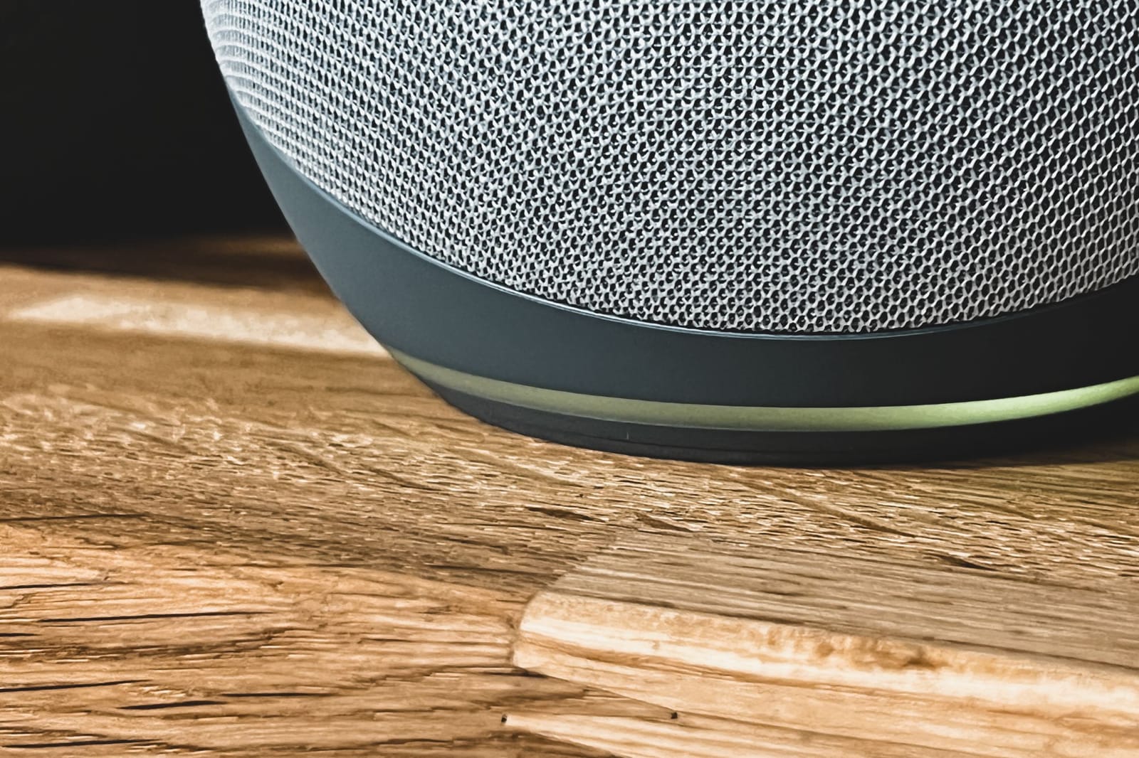 Alexa blinkt grün