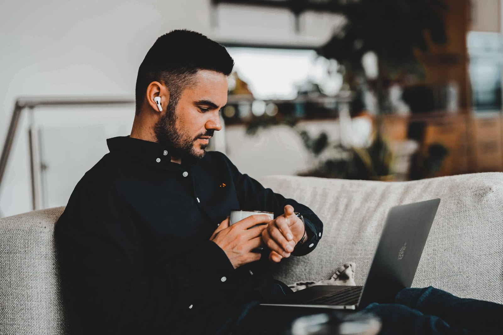AirPods mit Laptop verbinden