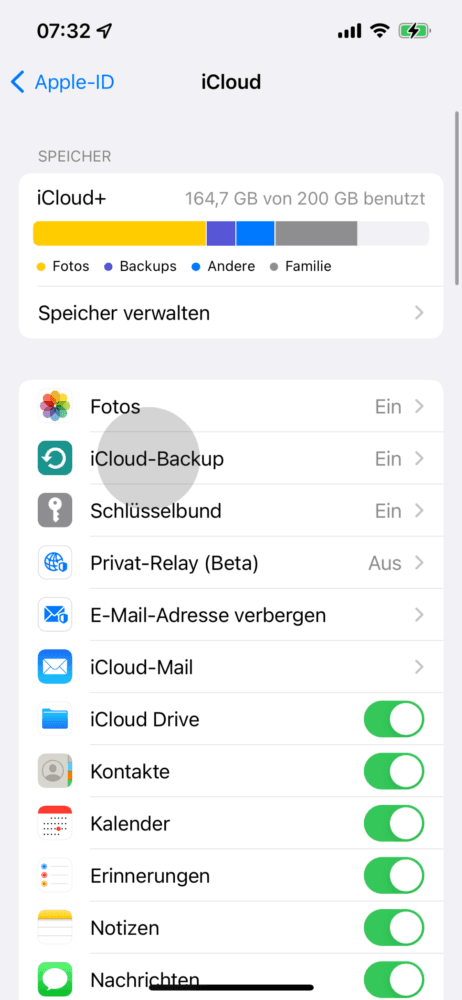 Wähle iCloud Backup aus
