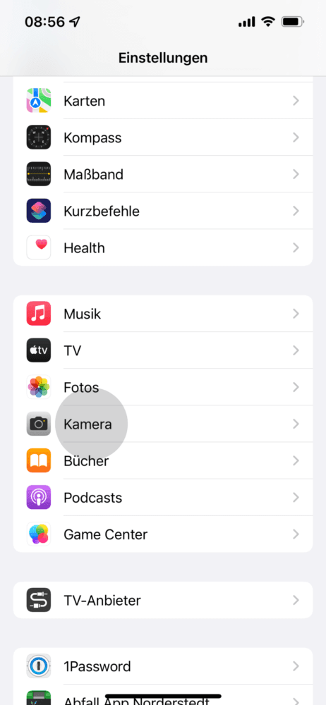 Öffne die Einstellungen deiner Kamera am iPhone
