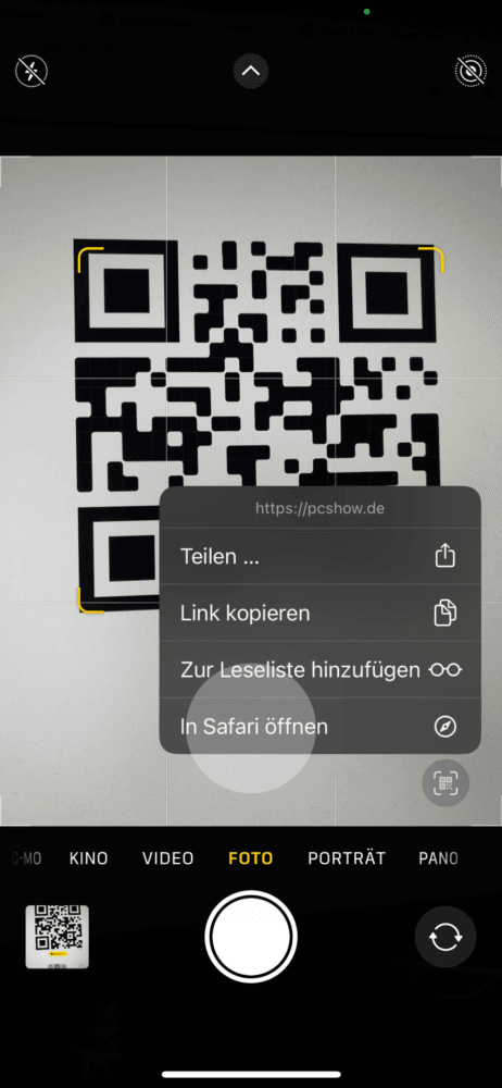 QR Code scannen und Option am iPhone wählen
