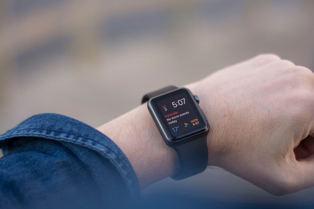 apple watch showing 5:07